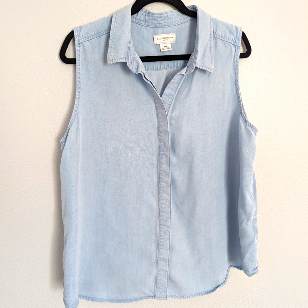 Liz Claiborne Women's light Blue Denim Like Button Up Sleeveless Shirt